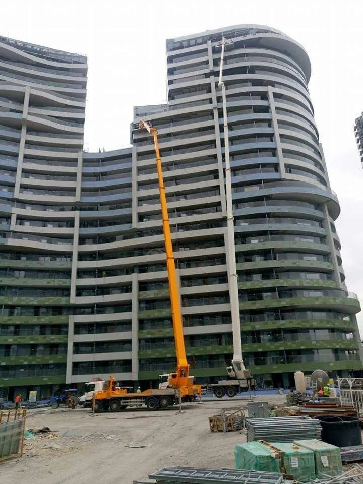 JLG 1350SJP